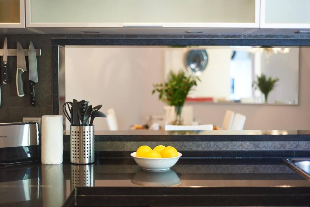 Apartamento Central Holiday Home
